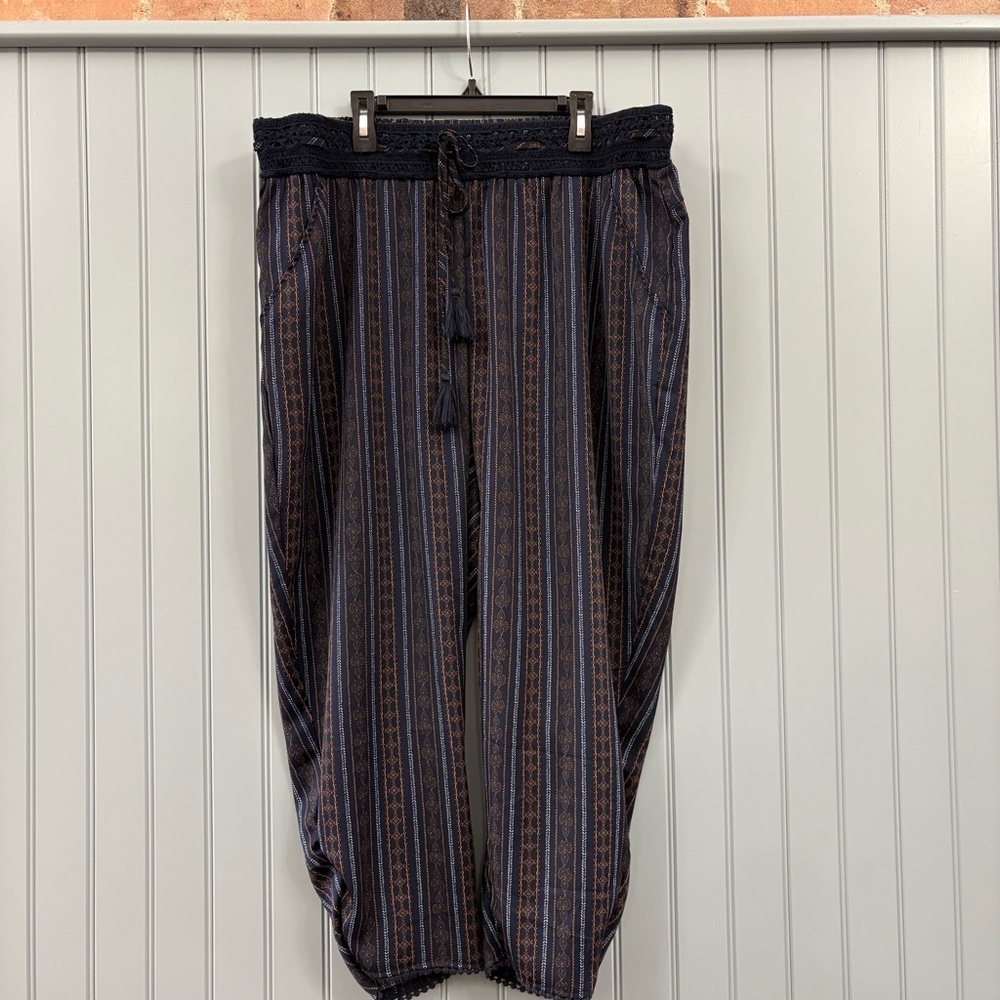 Maurices Navy Blue Pants with Drawstring Size 20